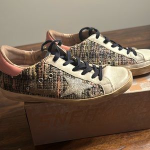 Golden Goose Superstars